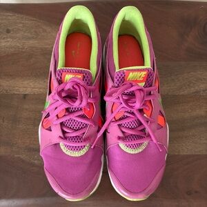NIKE Ladies 'IN-SEASON TR 3 Memory Foam Cross-Trainers Fuchsia Pink Green Size 8